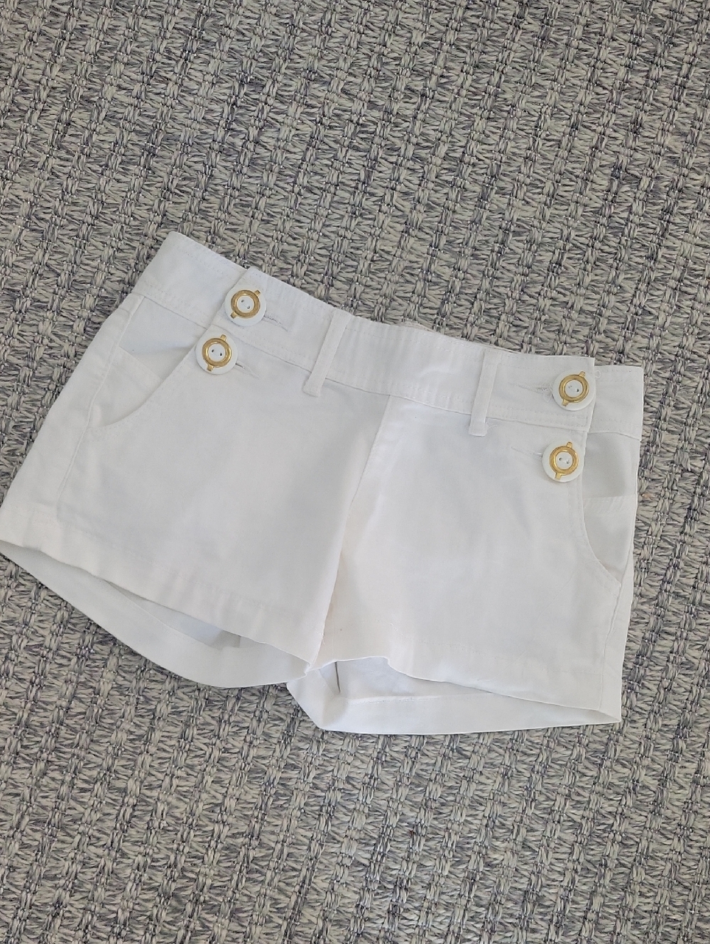 Zanadi White  Sailor Short with Gold Buttons Size 0